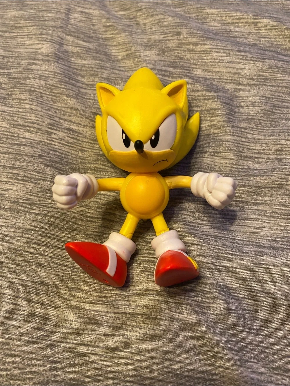 Sonic the Hedgehog Classic “Super Sonic” Figure Jazwares 3 Inch